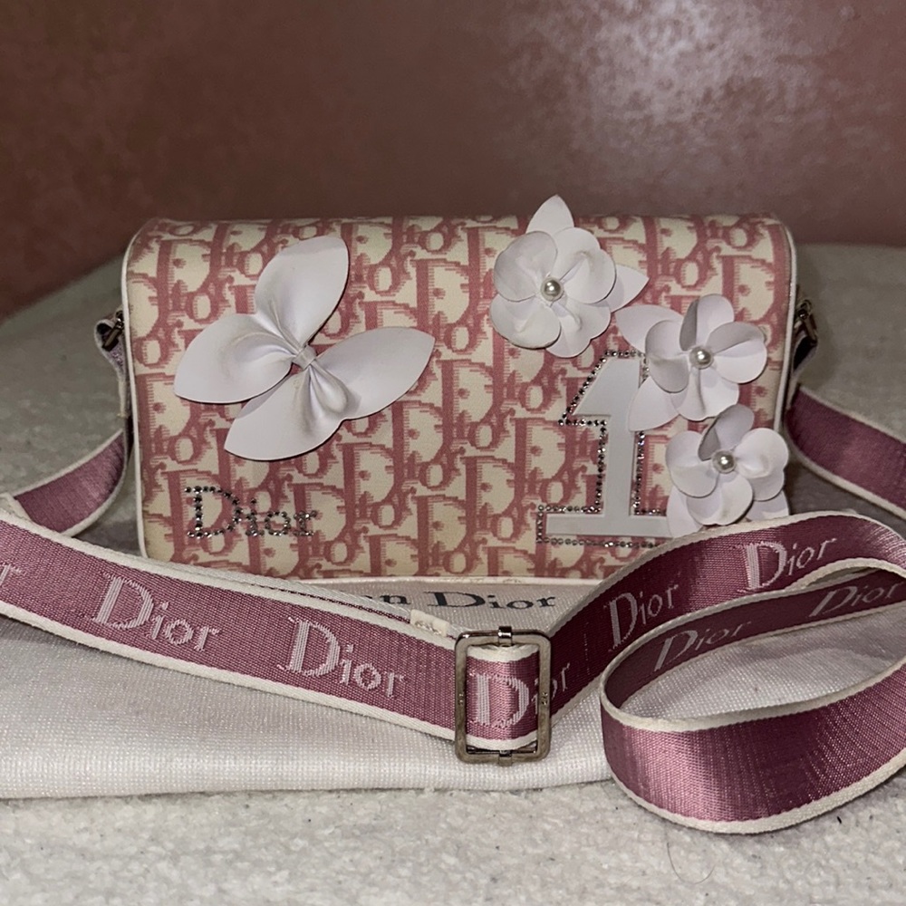 🎀 Authentic Dior ‘Girly’ Diorissimo Crossbody Flap Bag